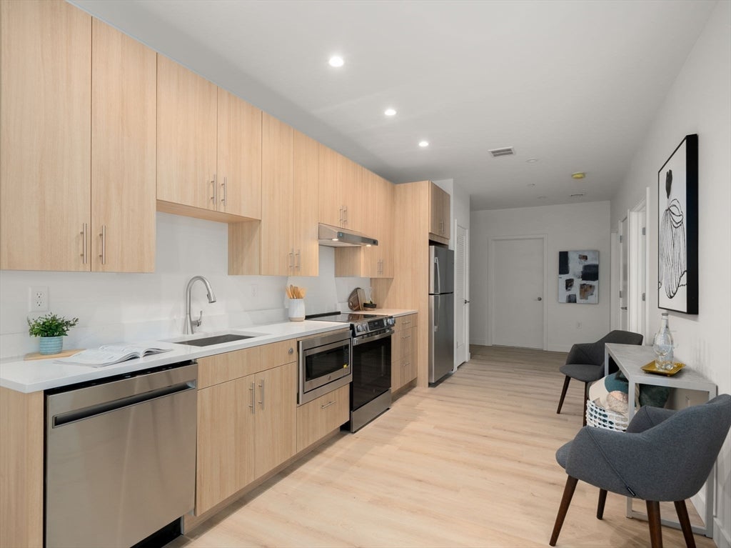 1151 Walnut ST #301, Newton, MA Photo #9