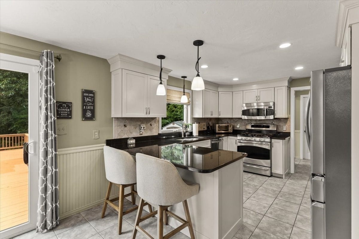 15 Eileen Rd, Norton, MA, 15 Eileen Rd, Norton, MA Photo #10