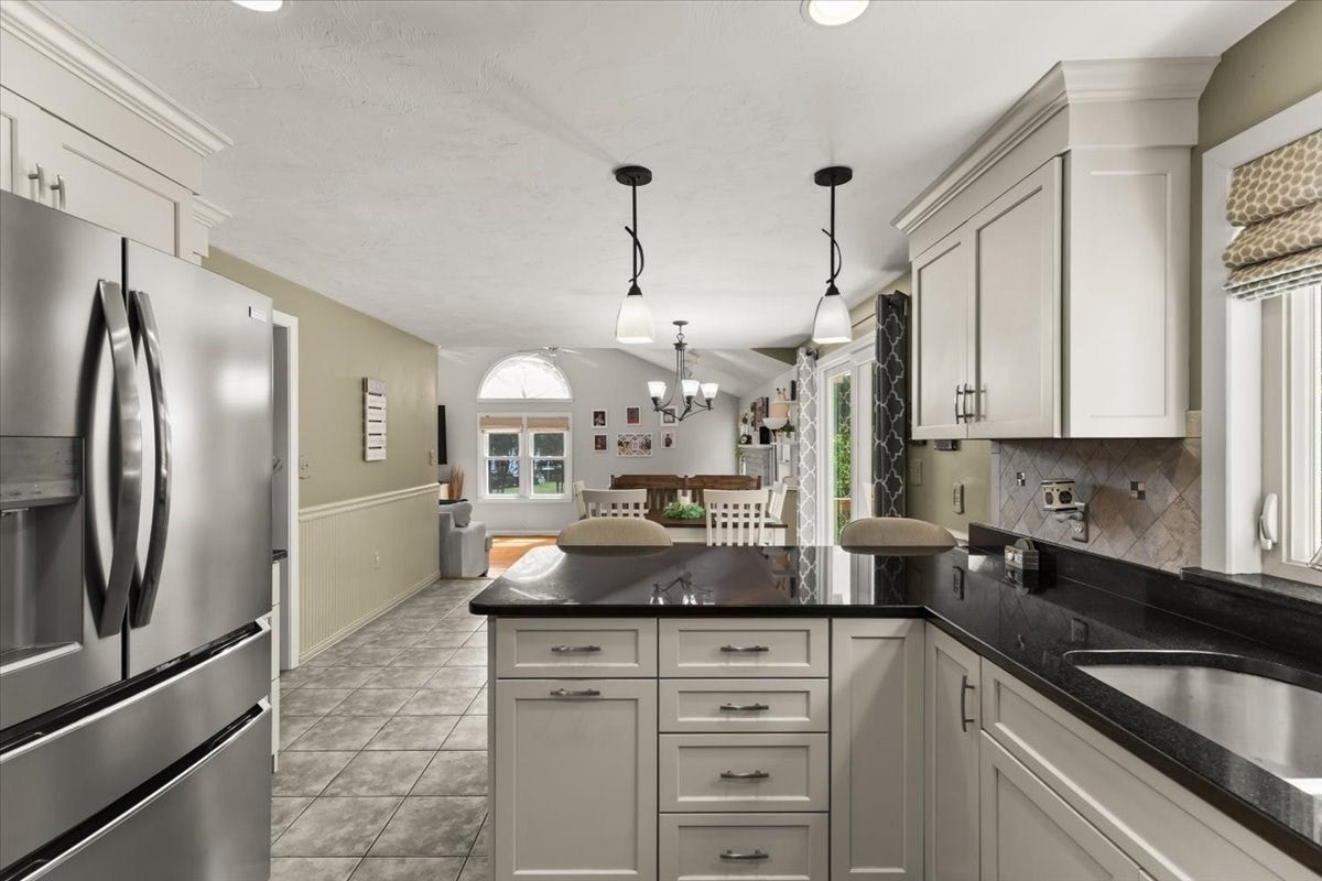 15 Eileen Rd, Norton, MA, 15 Eileen Rd, Norton, MA Photo #9