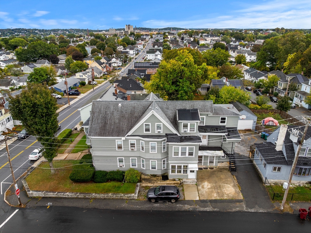 382 University Avenue