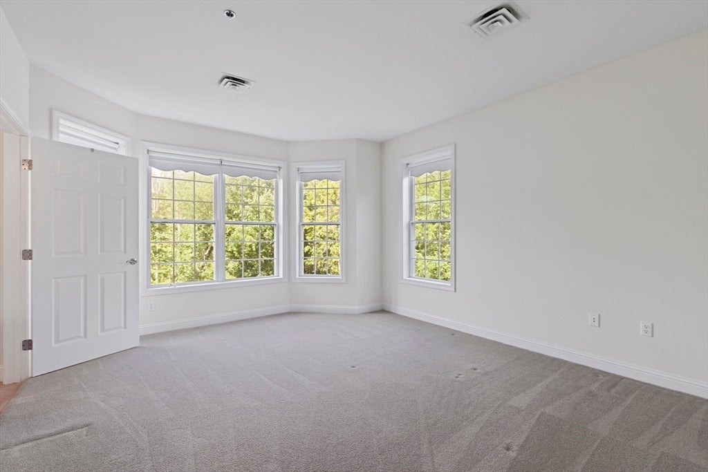 1481 Phillips Rd #1103, New Bedford, MA, 1481 Phillips Rd #1103, New Bedford, MA Photo #25