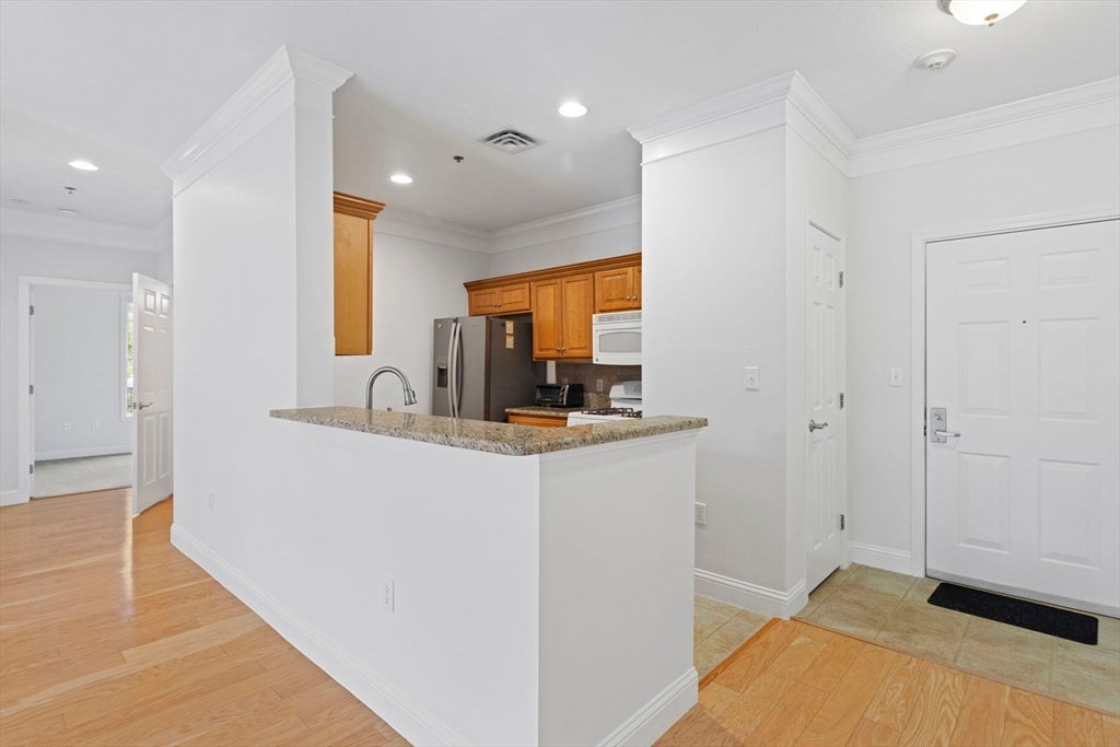 1481 Phillips Rd #1103, New Bedford, MA, 1481 Phillips Rd #1103, New Bedford, MA Photo #8