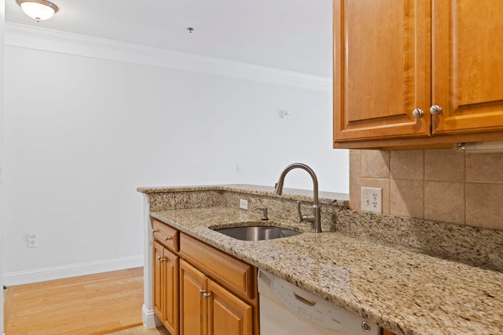 1481 Phillips Rd #1103, New Bedford, MA, 1481 Phillips Rd #1103, New Bedford, MA Photo #13