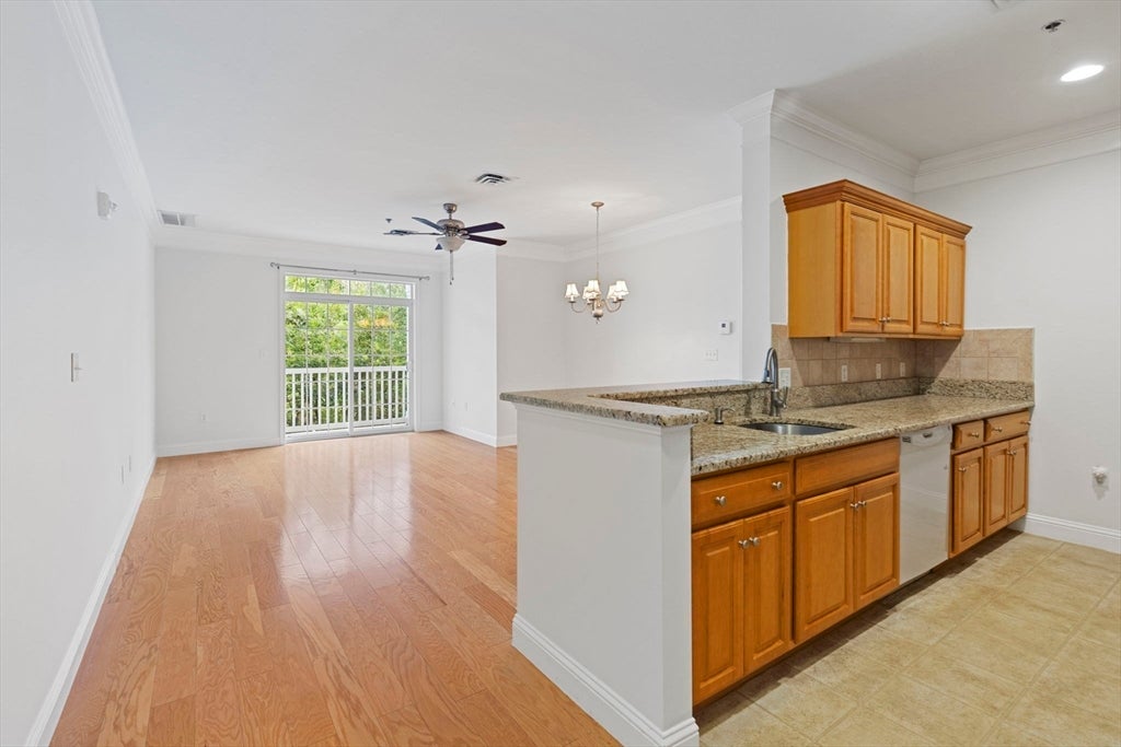 1481 Phillips Rd #1103, New Bedford, MA, 1481 Phillips Rd #1103, New Bedford, MA Photo #6