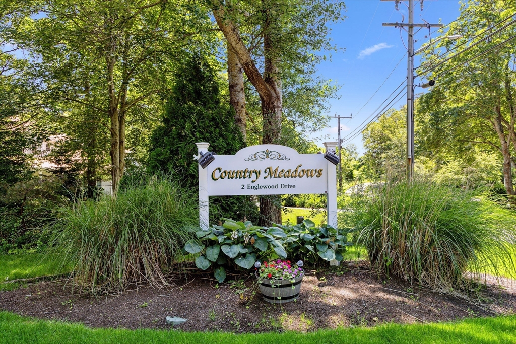 2 Englewood Dr F-6