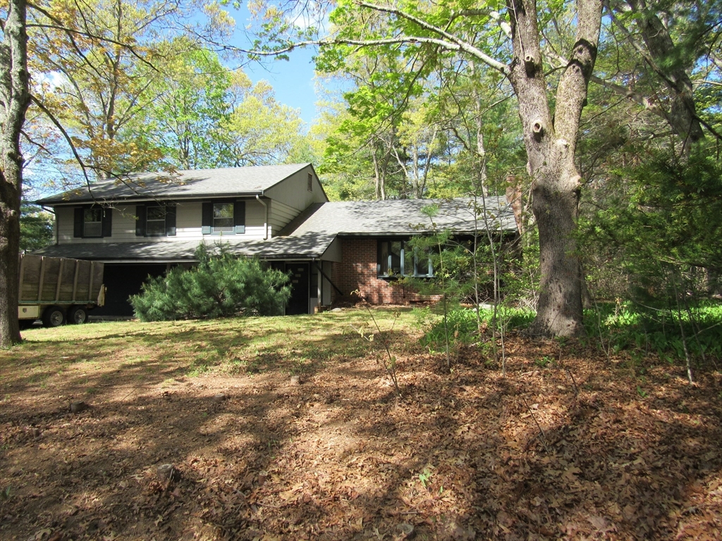 55 Hillside Ave