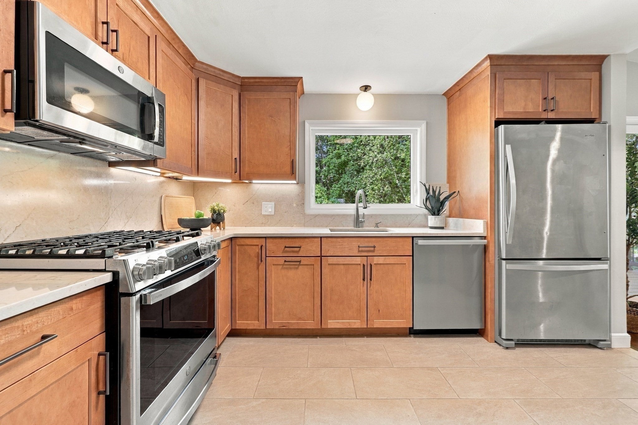 19 Berkeley Road, Framingham, MA Photo #9