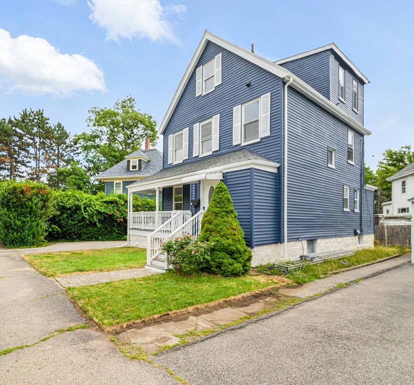 16 Blue Hill Ave