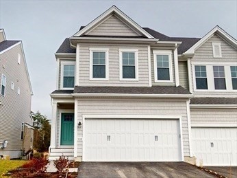 Sudbury, Massachusetts 01776, United States, 3 Bedrooms Bedrooms, ,3 BathroomsBathrooms,Residential,Active,152412