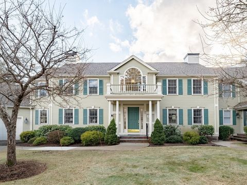 74 Tussock Brook Rd 74 Duxbury MA 02332