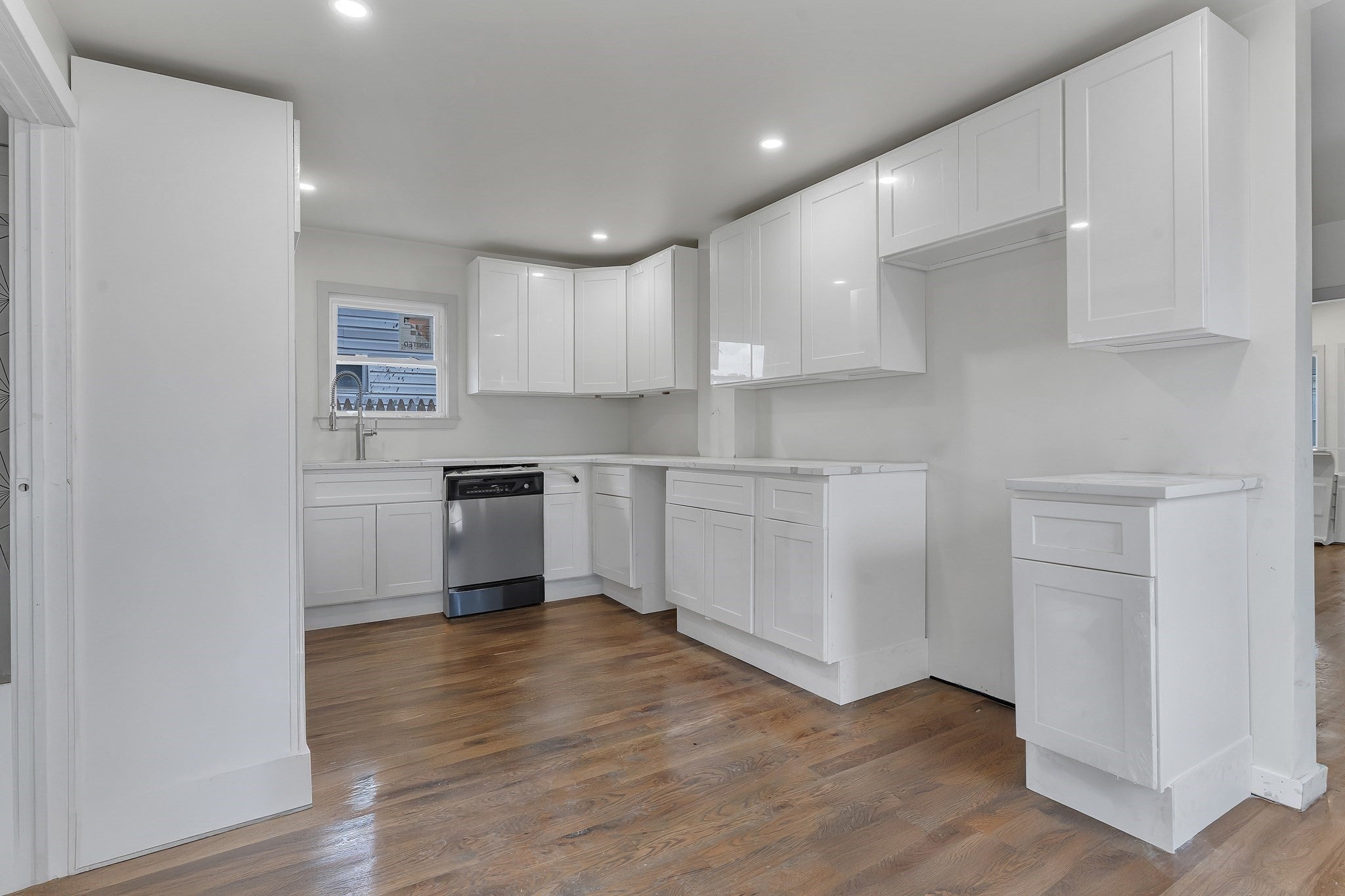 25 Tremont St, Brockton MA 02301