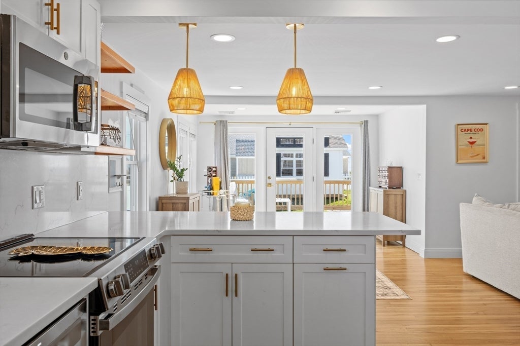 49 Freeman Ave, Sandwich, MA, 49 Freeman Ave, Sandwich, MA Photo #4