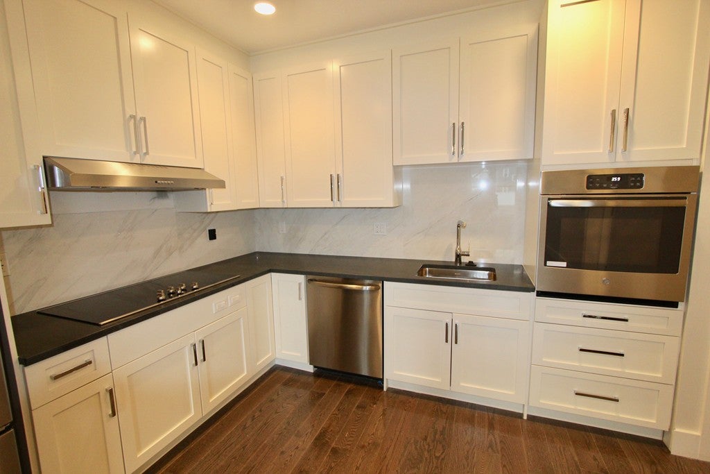 434 Mcgrath Highway #213, Somerville, MA, 434 Mcgrath Highway #213, Somerville, MA Photo #2