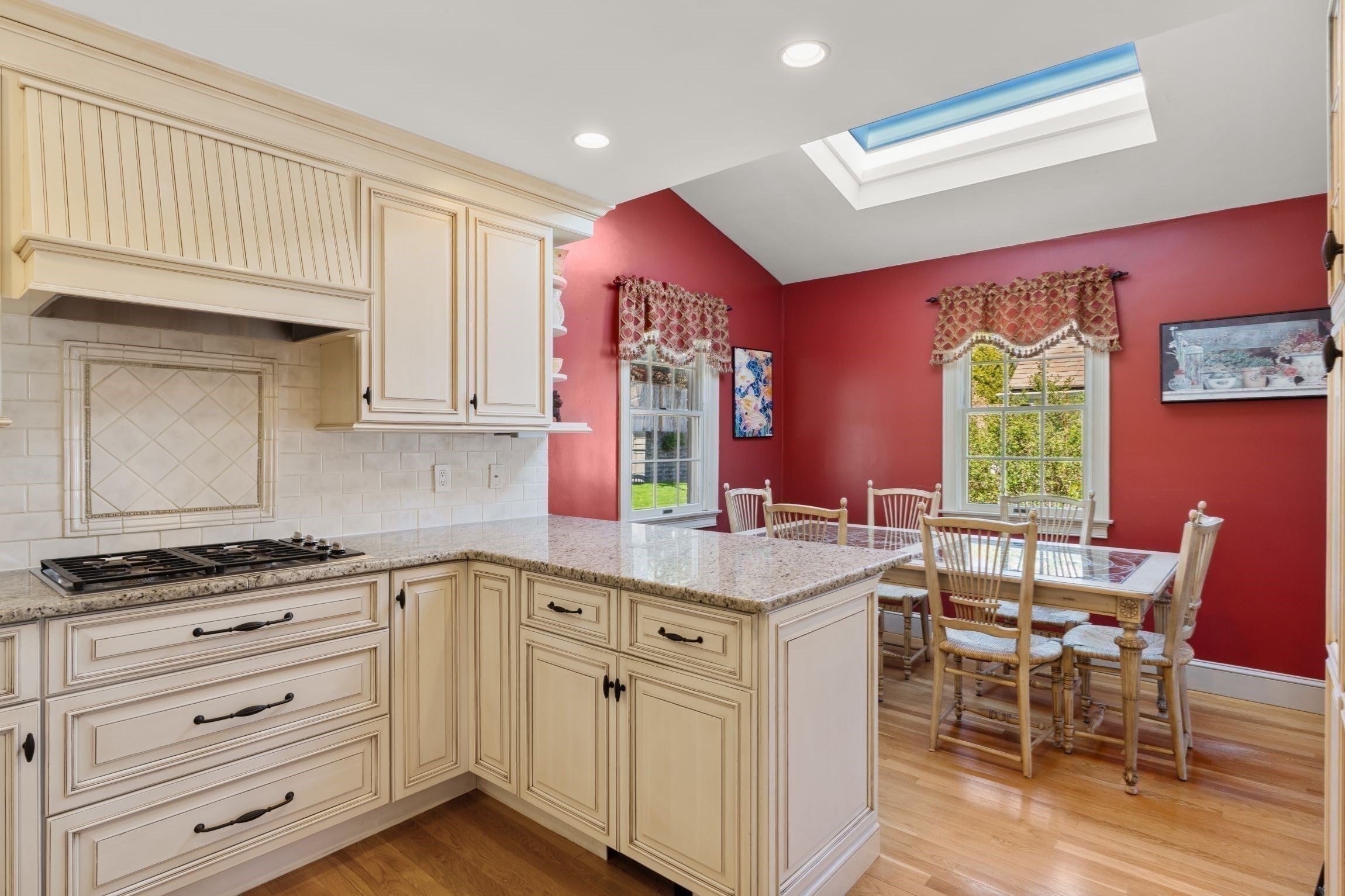 34 Lincoln Street, Belmont, MA Photo #9
