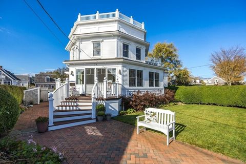 74 Commercial Street Provincetown MA 02657