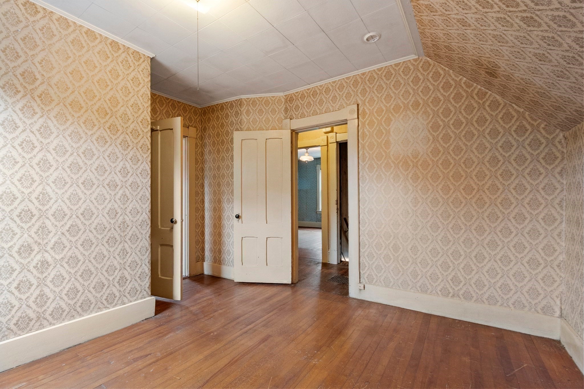 265 Pine St, Gardner, MA, 265 Pine St, Gardner, MA Photo #21