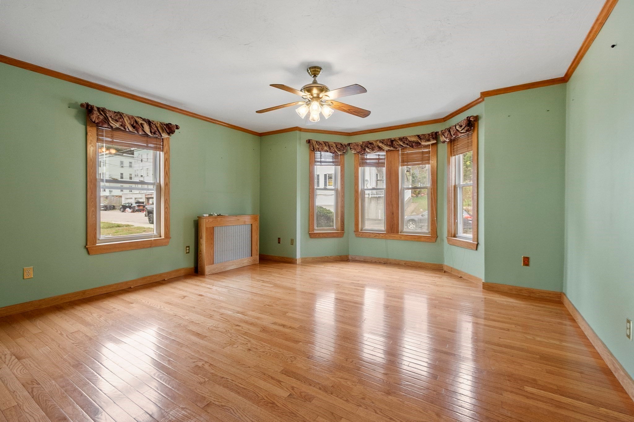 265 Pine St, Gardner, MA, 265 Pine St, Gardner, MA Photo #12