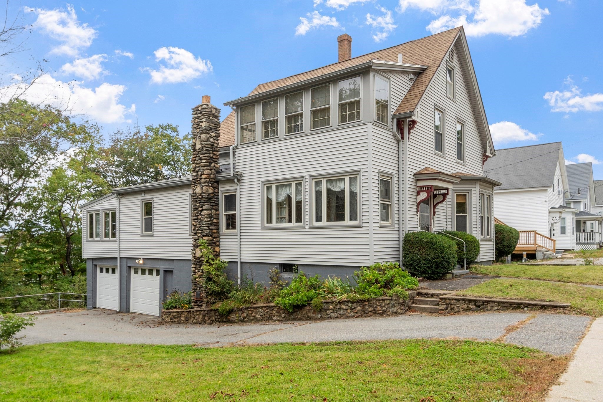 265 Pine St