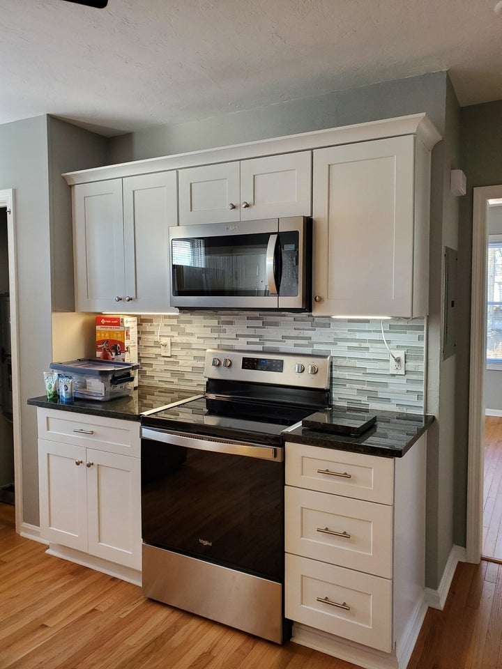 Photo 1 of 20 — 31 Esther St, Worcester, MA 01604