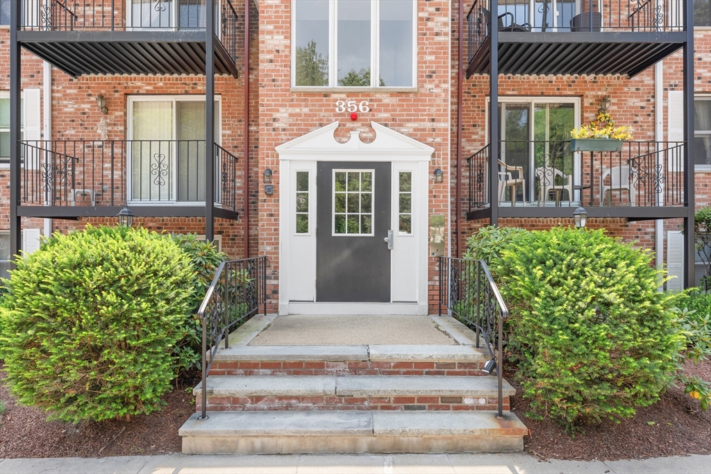 356 Neponset St D
