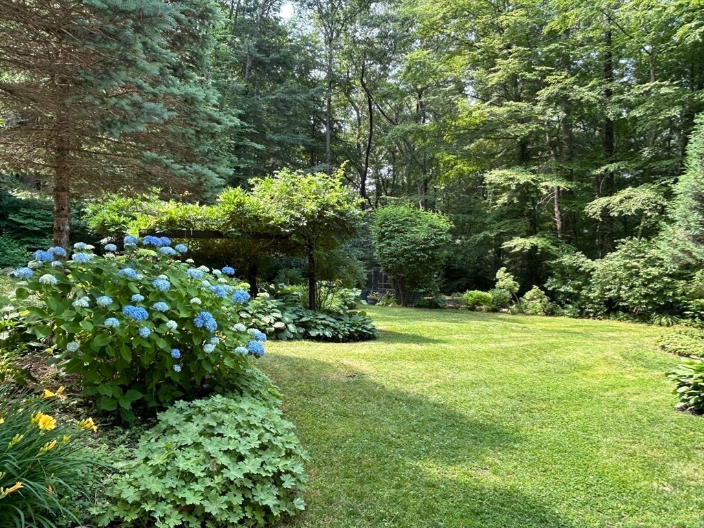 16 Yale Rd, Hopkinton, MA, 16 Yale Rd, Hopkinton, MA Photo #13
