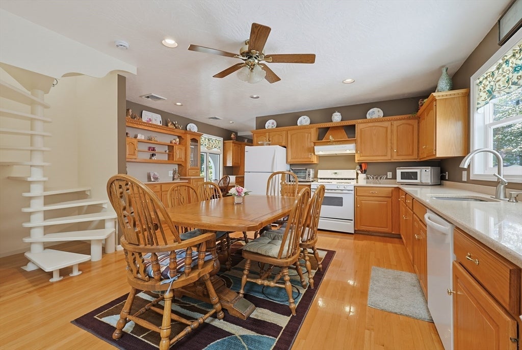 650 Crane Ave S AVE, Taunton, MA, 650 Crane Ave S AVE, Taunton, MA Photo #13