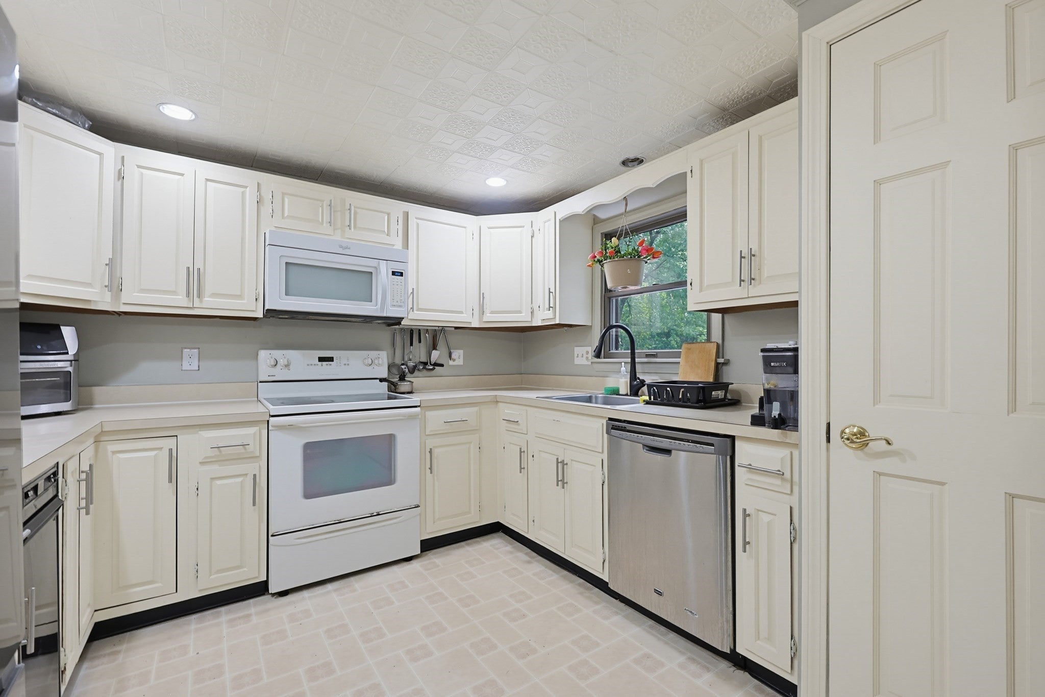 14 Anderson Way 14
