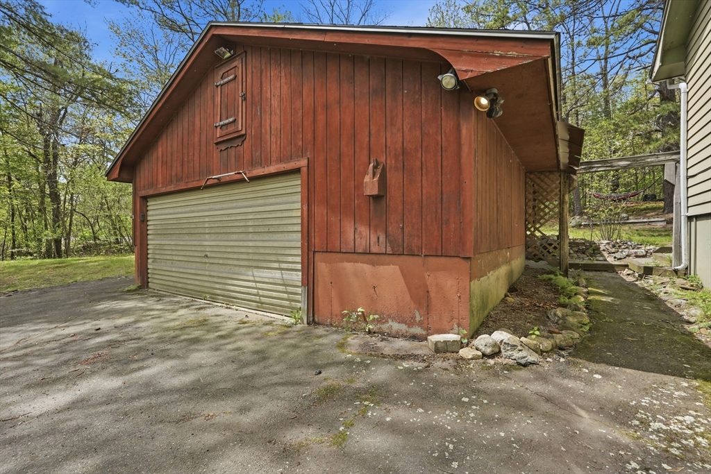 390 State St, Amherst, MA, 390 State St, Amherst, MA Photo #5