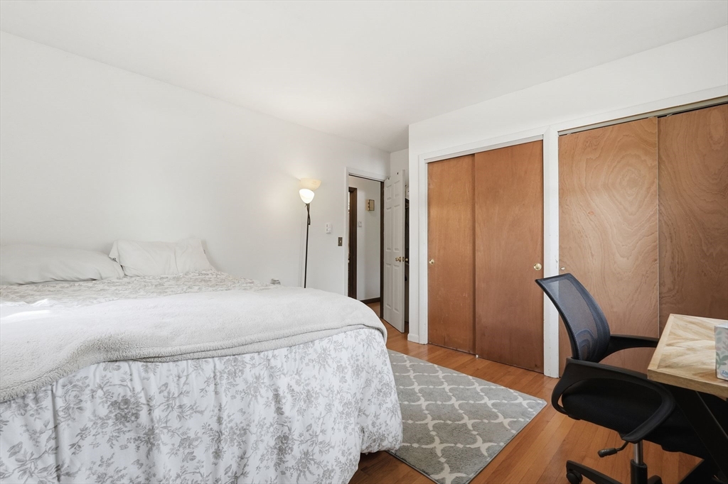 390 State St, Amherst, MA, 390 State St, Amherst, MA Photo #19