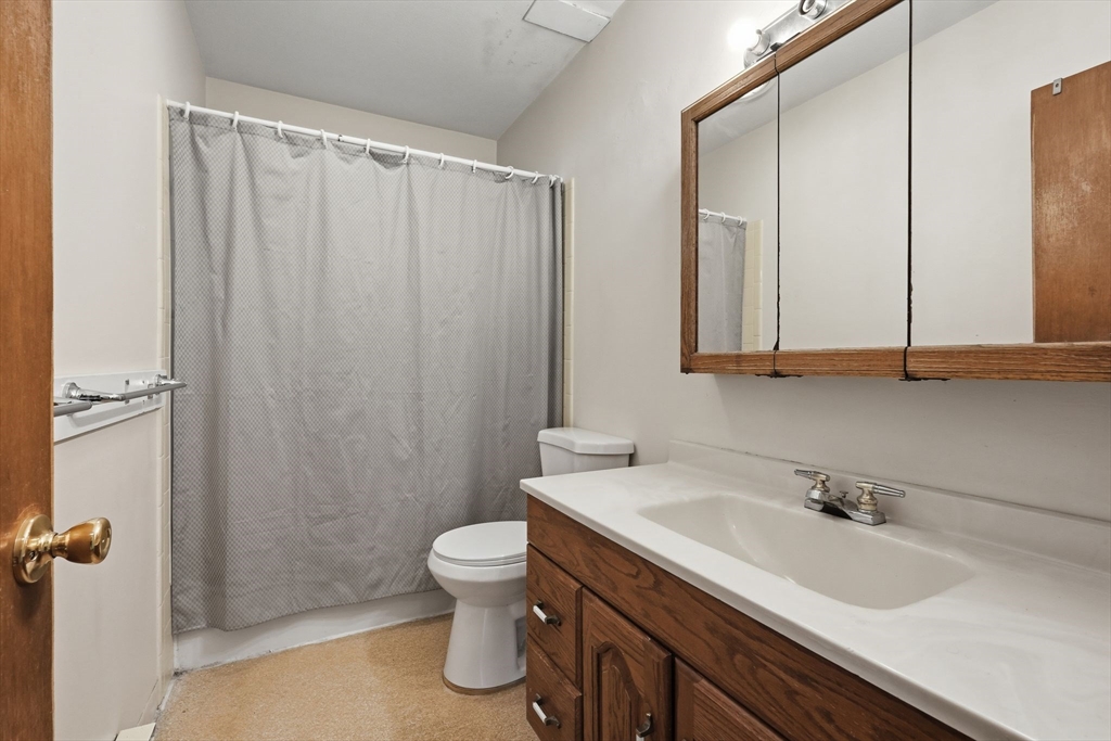 390 State St, Amherst, MA, 390 State St, Amherst, MA Photo #22