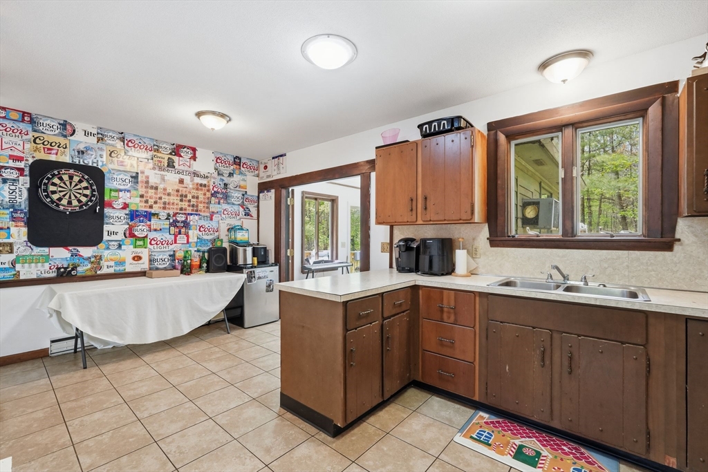 390 State St, Amherst, MA, 390 State St, Amherst, MA Photo #12