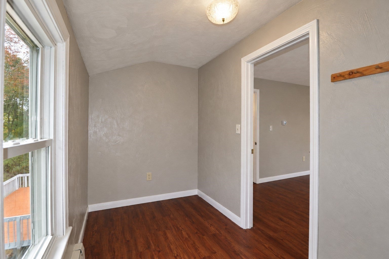 33 Summer St, Tyngsborough, MA, 33 Summer St, Tyngsborough, MA Photo #21