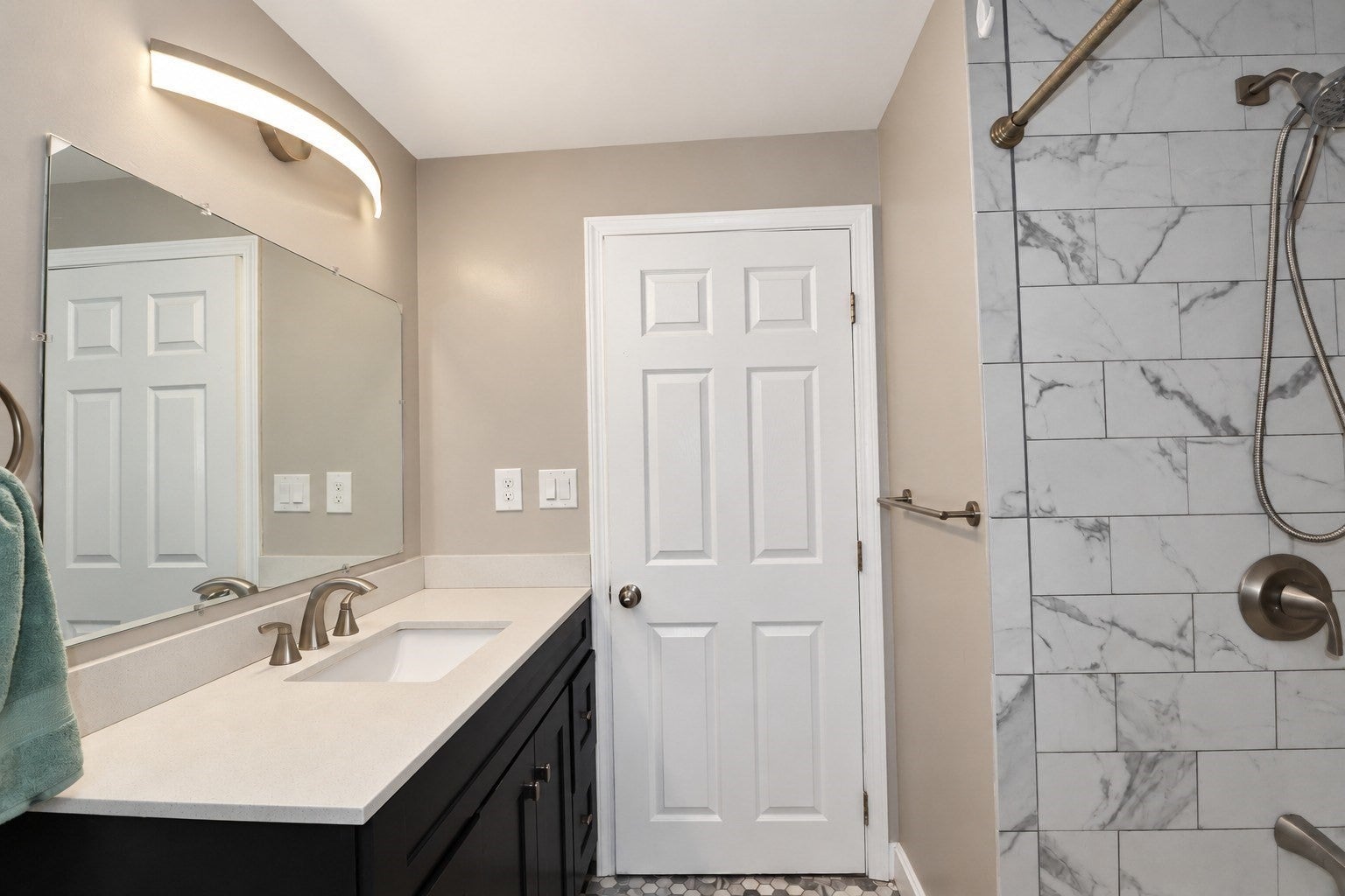 33 Summer St, Tyngsborough, MA, 33 Summer St, Tyngsborough, MA Photo #16
