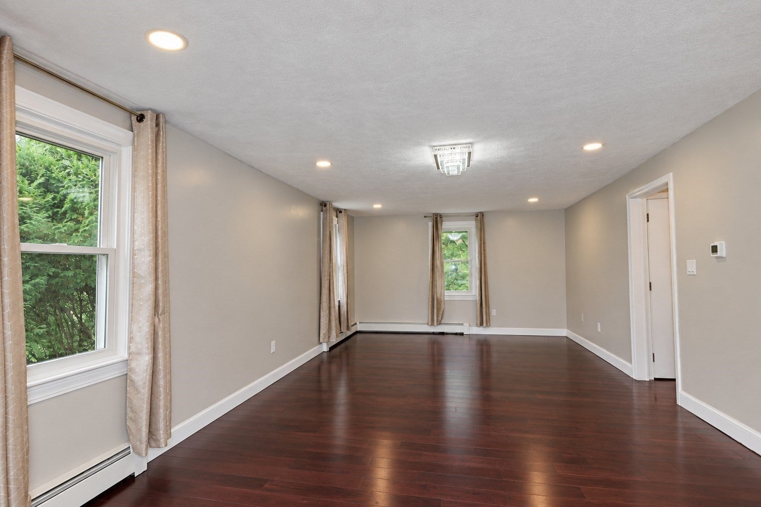 33 Summer St, Tyngsborough, MA, 33 Summer St, Tyngsborough, MA Photo #12