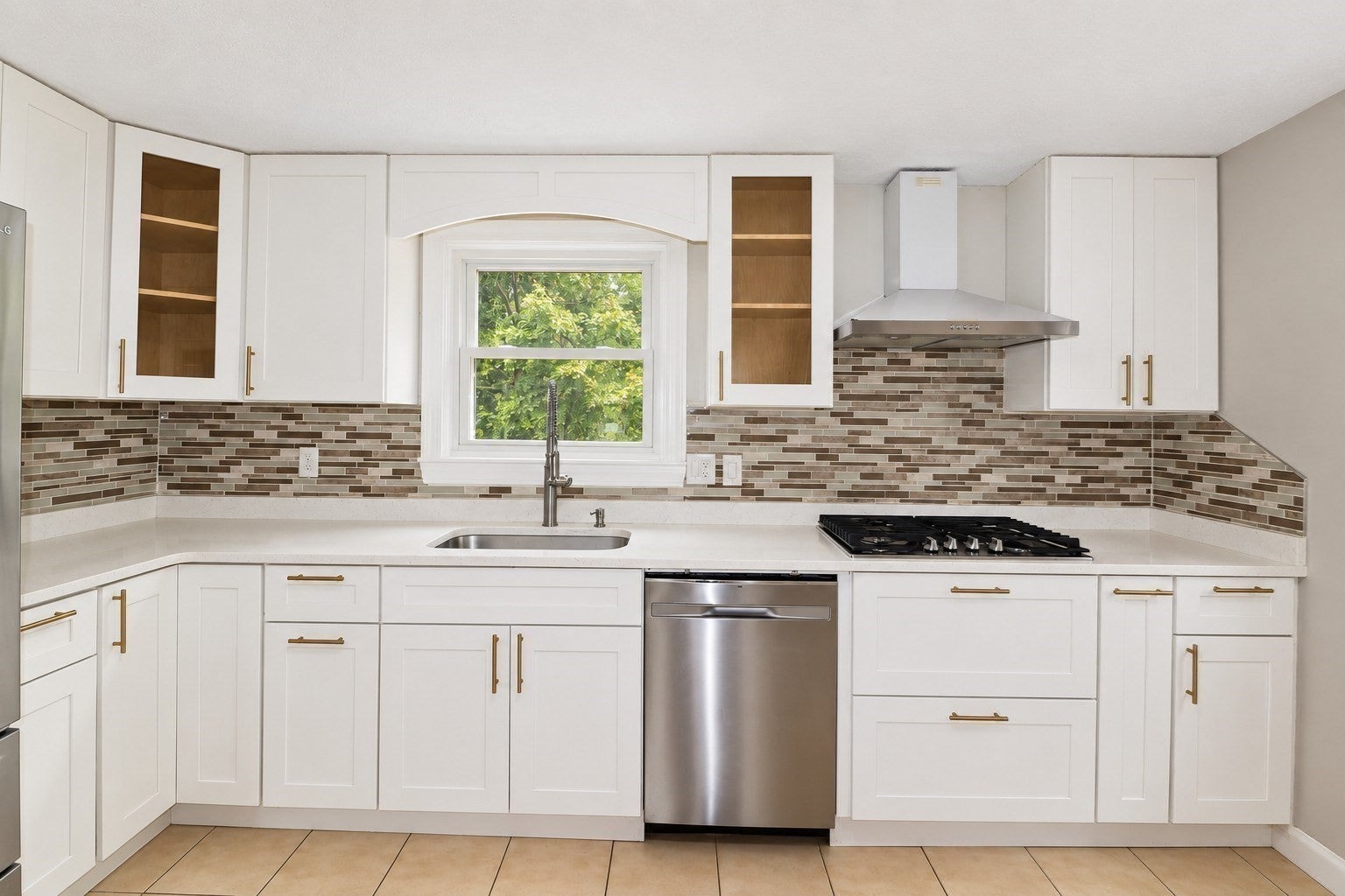 33 Summer St, Tyngsborough, MA, 33 Summer St, Tyngsborough, MA Photo #6