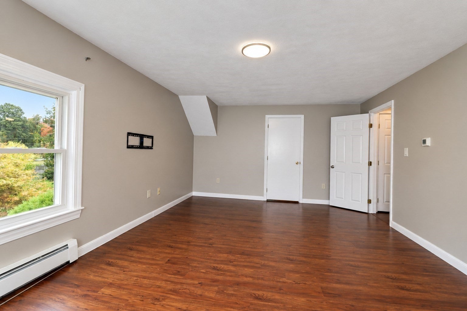 33 Summer St, Tyngsborough, MA, 33 Summer St, Tyngsborough, MA Photo #18