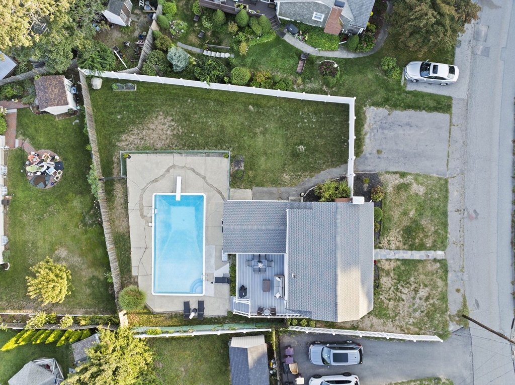 69 Great Hill Rd