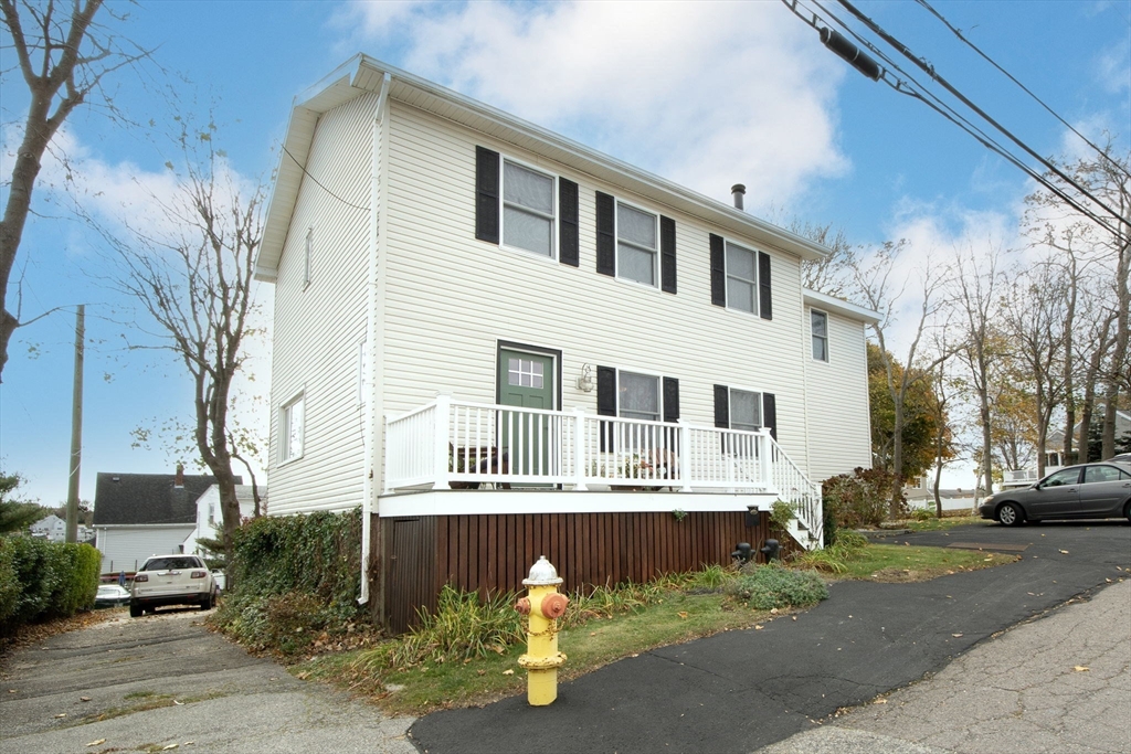 17 Whitehead Ave