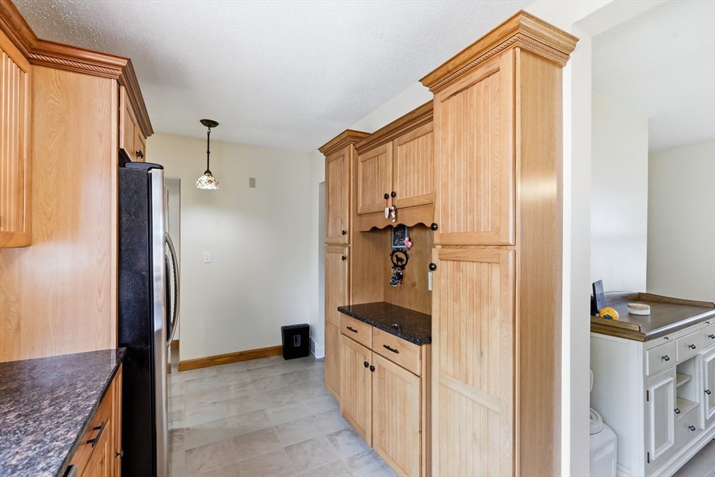 1 Oak St, Tewksbury, MA, 1 Oak St, Tewksbury, MA Photo #11