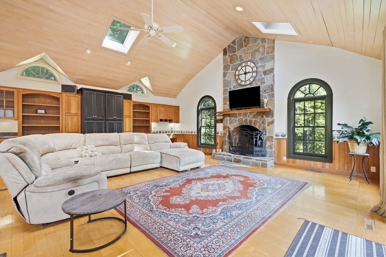 36 Honey Pot Road, Westfield, MA, 36 Honey Pot Road, Westfield, MA Photo #21
