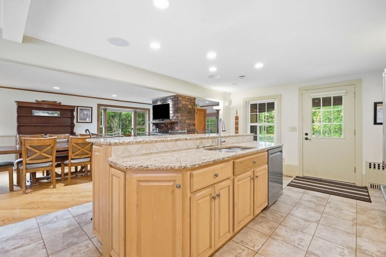 36 Honey Pot Road, Westfield, MA, 36 Honey Pot Road, Westfield, MA Photo #7