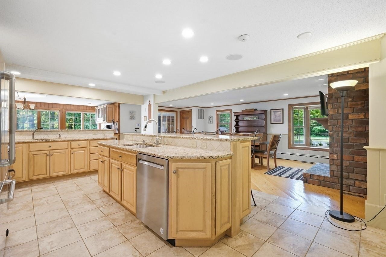 36 Honey Pot Road, Westfield, MA, 36 Honey Pot Road, Westfield, MA Photo #6