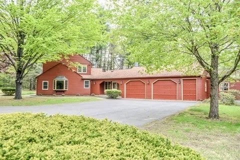 36 Honey Pot Road, Westfield, MA, 36 Honey Pot Road, Westfield, MA Photo #2