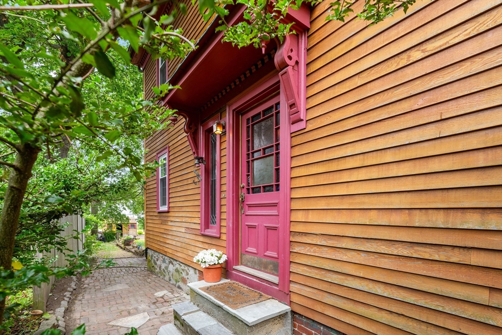 36 Summer St 2