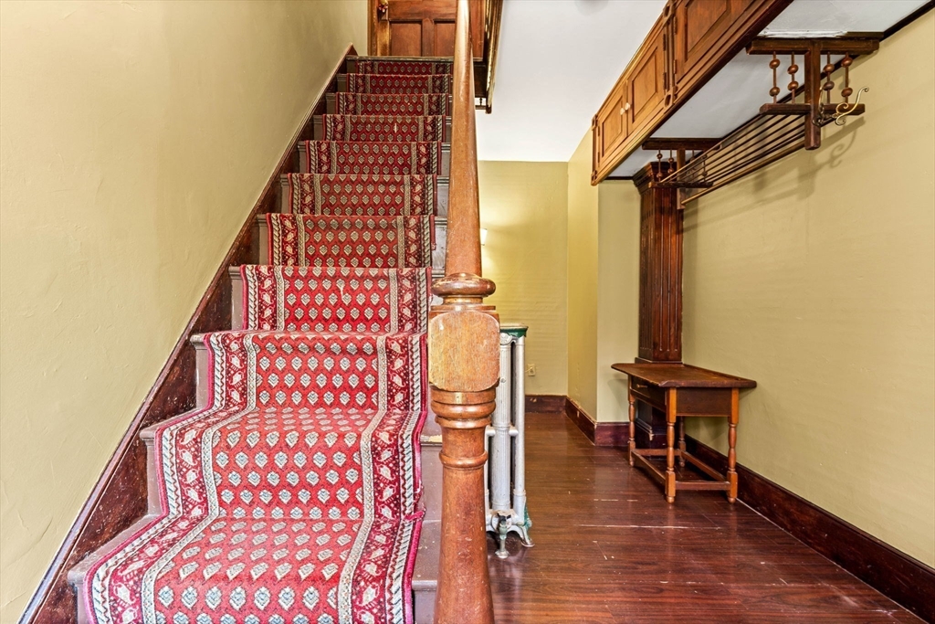 36 Summer St 2