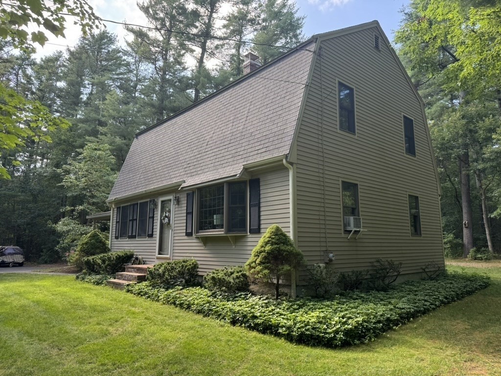 4 Woodview Drive