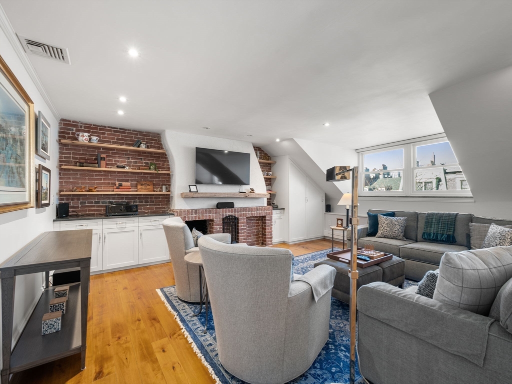 40-42 Mount Vernon St 5A