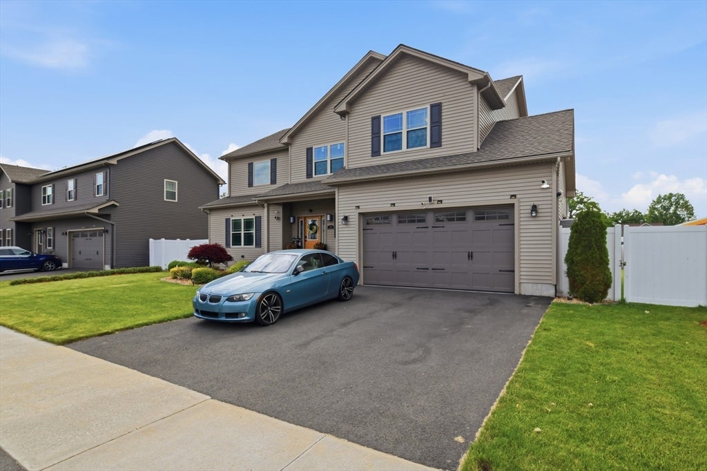 11 Elaine Cir