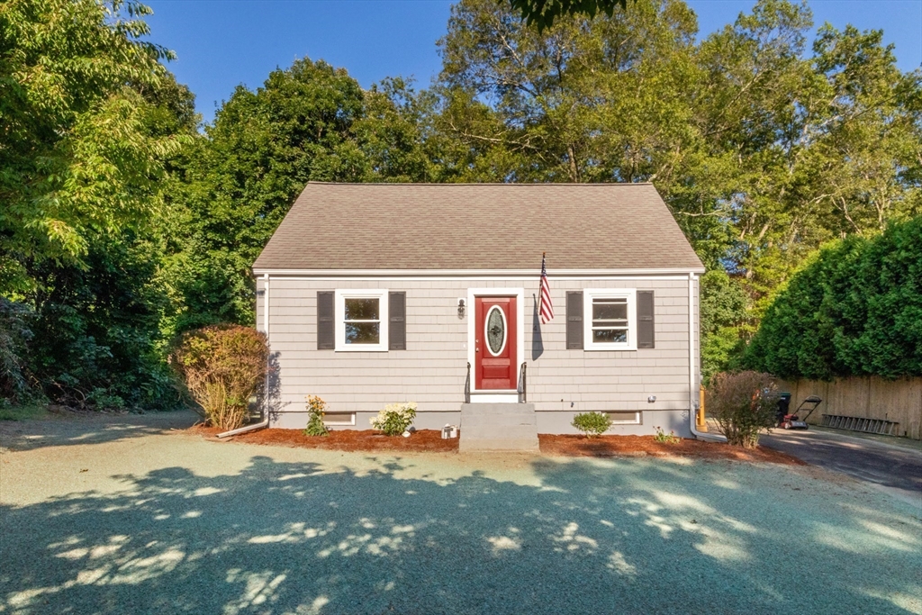 4 Highland Cir