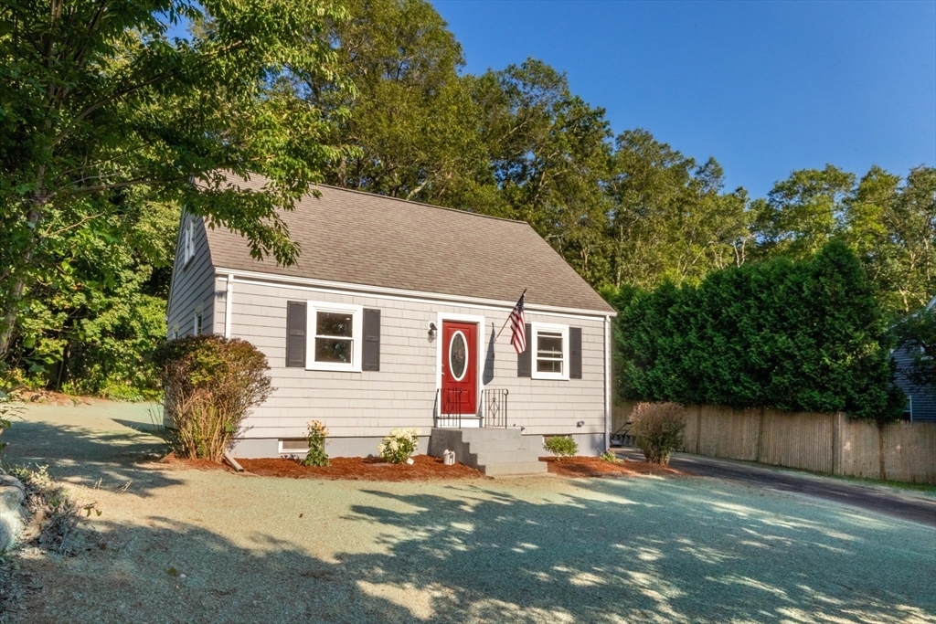 4 Highland Cir